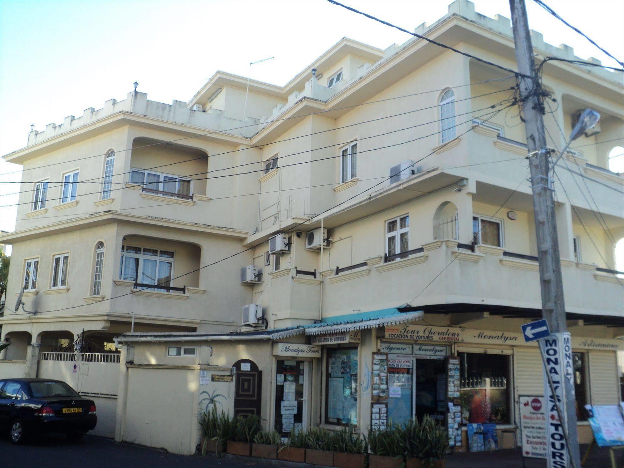 Monalysa Holidays Apartment