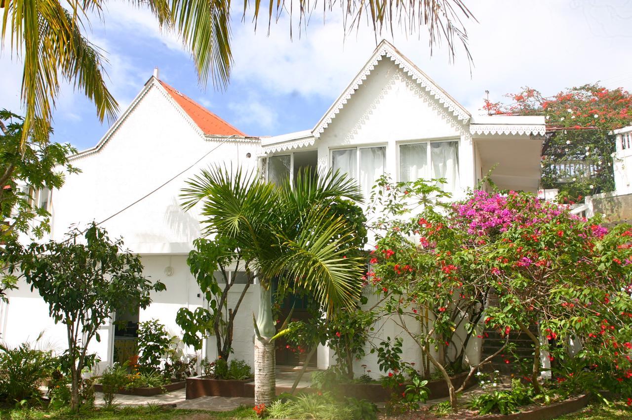 Guest house Le Recif Rodrigues 2*