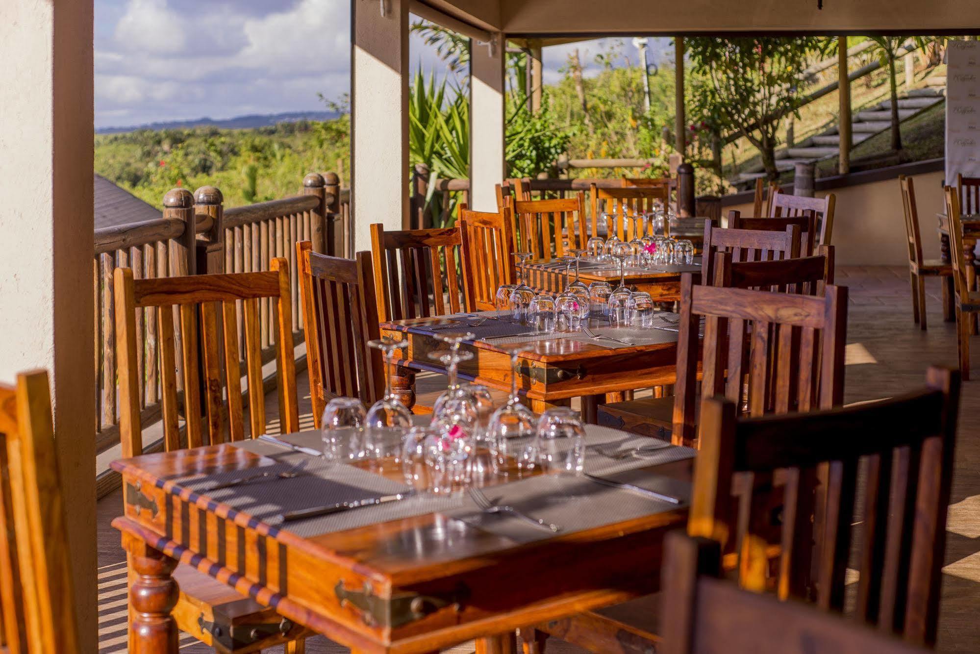 7 Cascades Restaurant Bar & Lodges Hotel 4*
