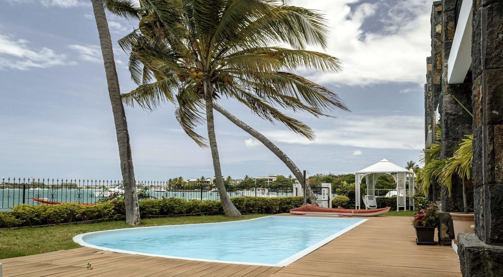 Coin De Mire Villas * Grand Baie
