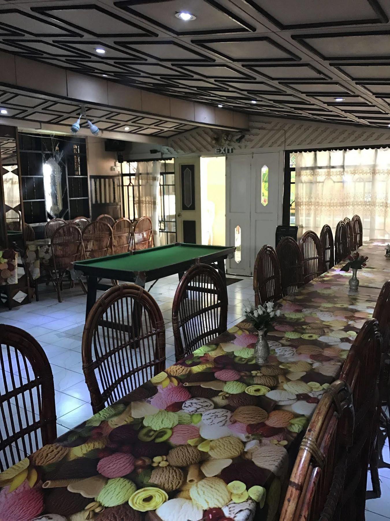 Royal Hotel 3*