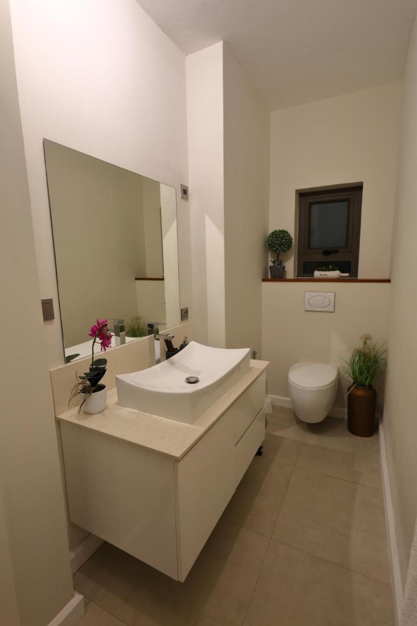 Cove 4 Apartment *