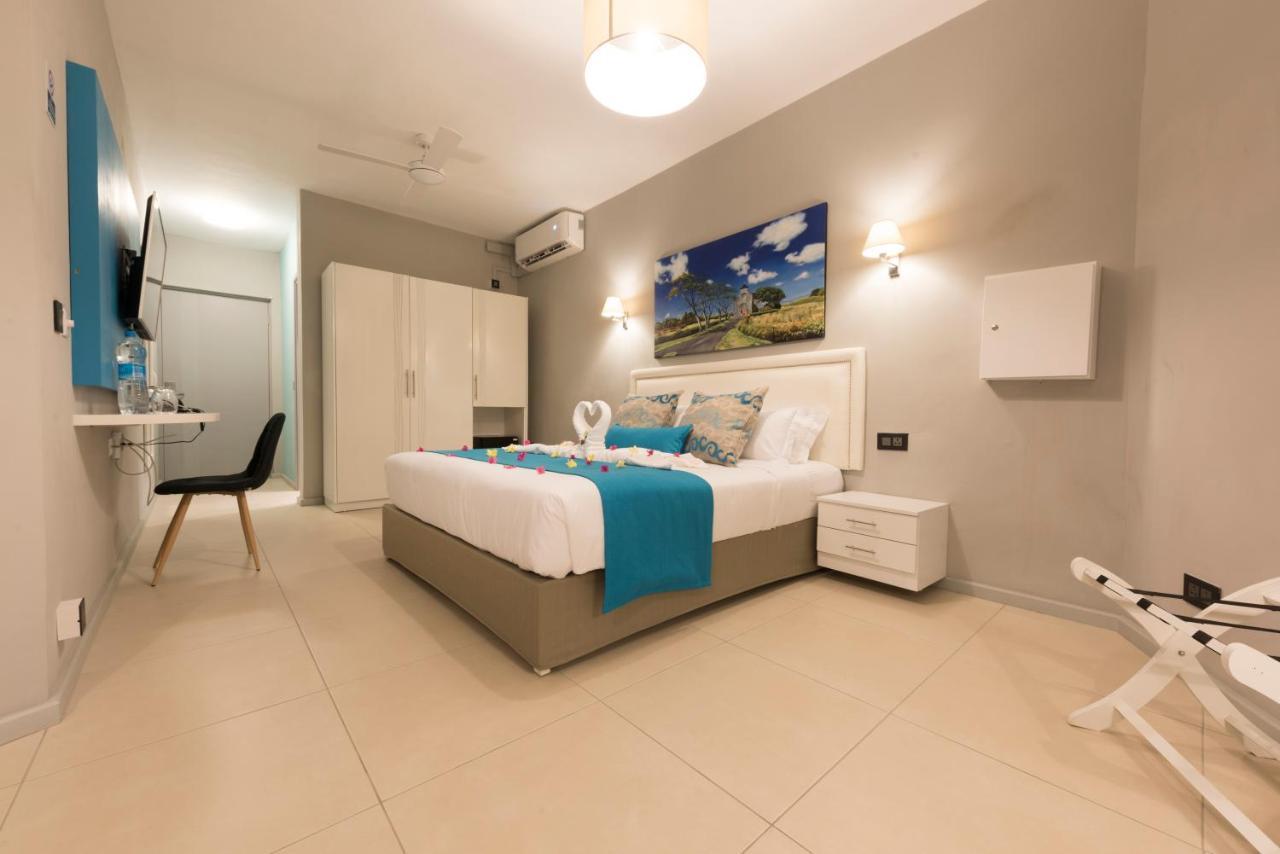 Azur Paradise Hotel 3*