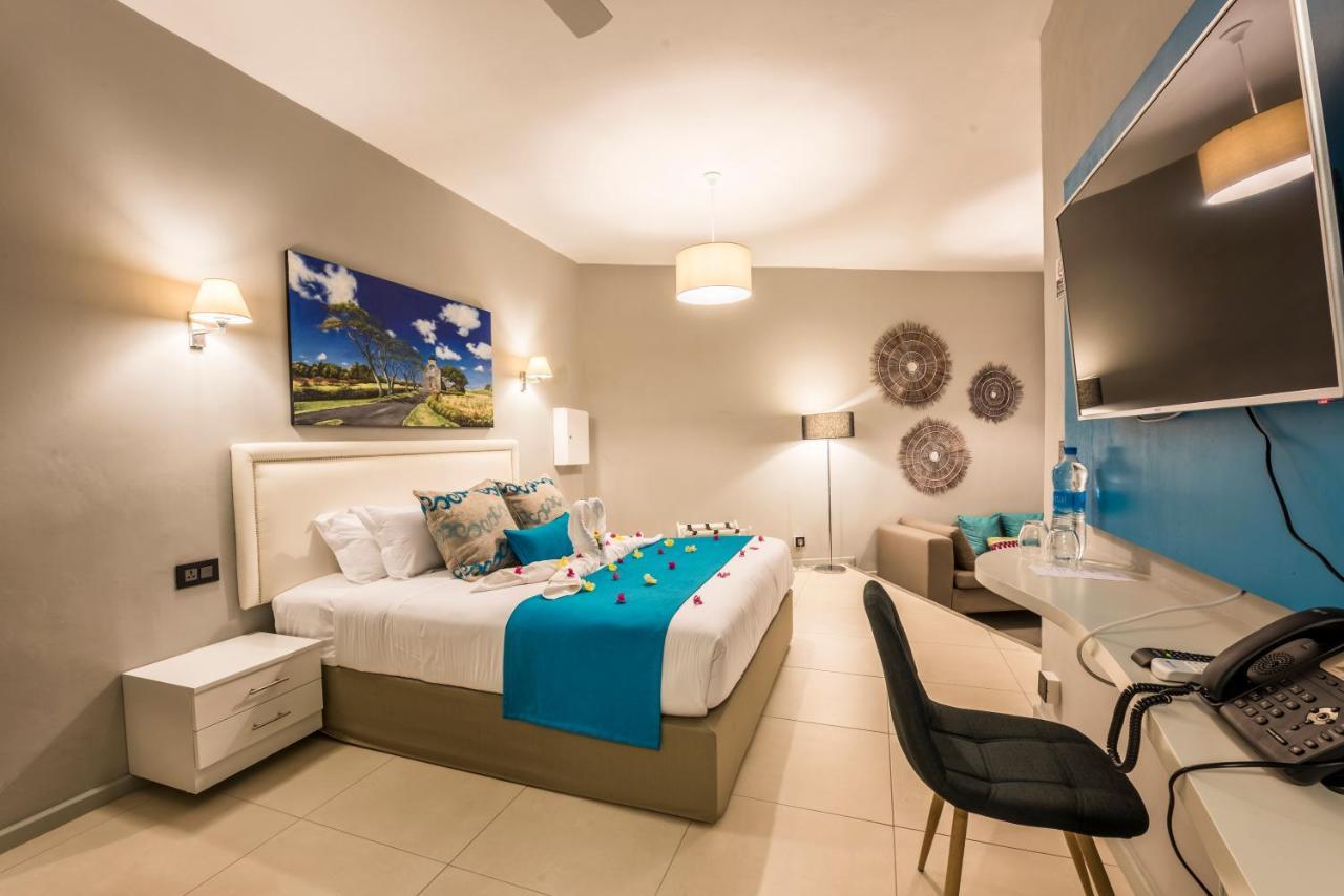 Azur Paradise Hotel 3*