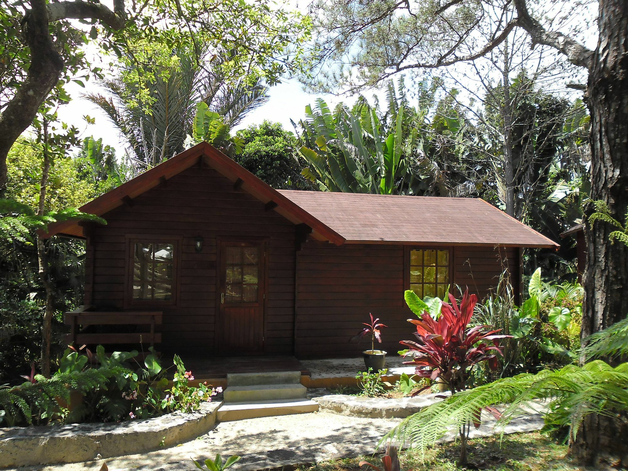 Le Domaine De L Arbre Du Voyageur Hotel 3*