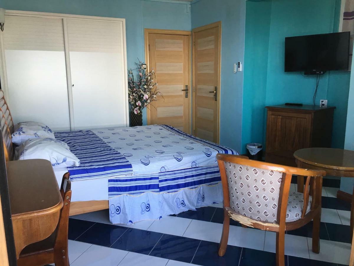 Hotel Les Aigrettes 2*