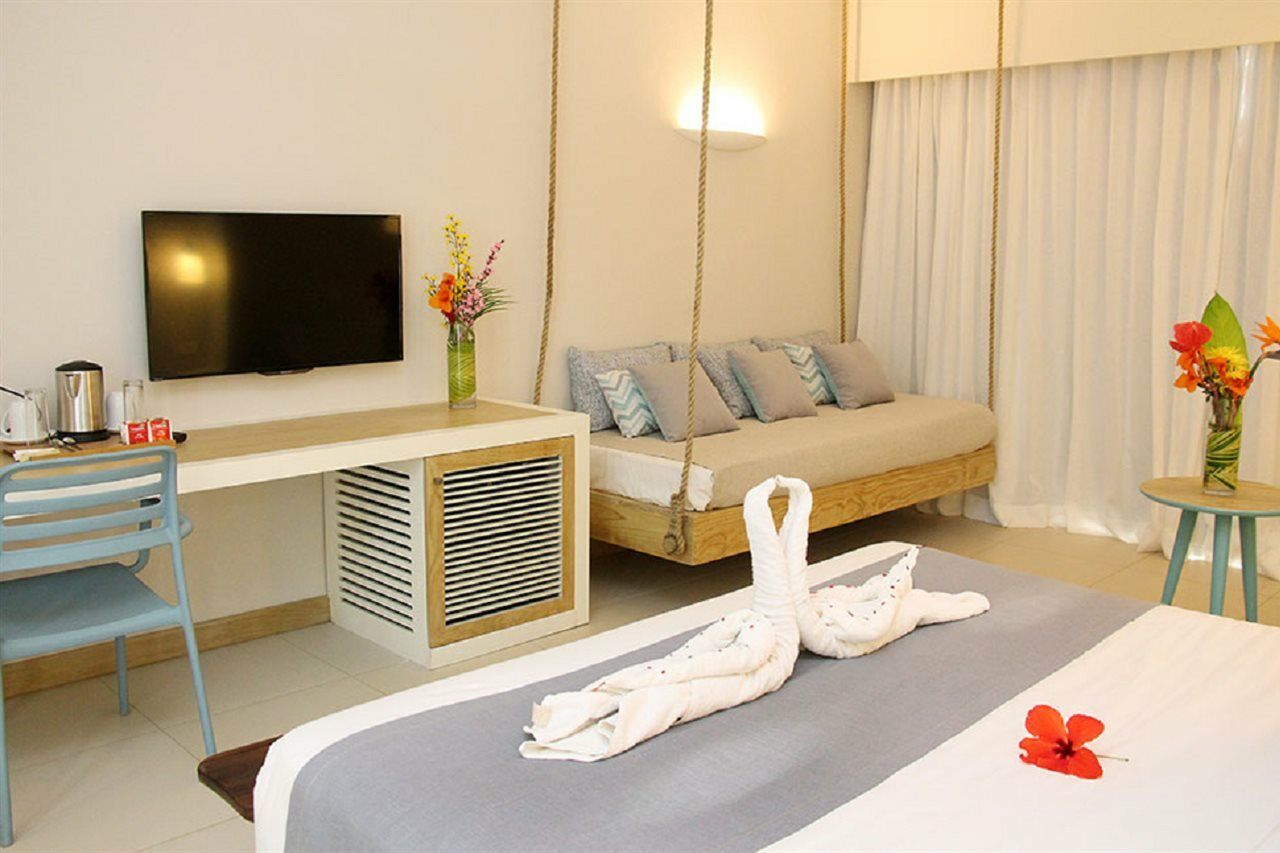 Resort Anelia &