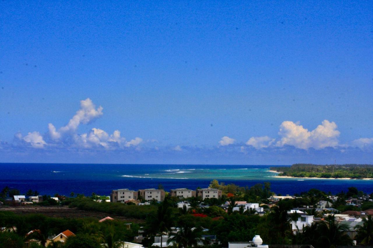 Carlos Bay Luxury Penthouse By Dream Escapes * Tamarin